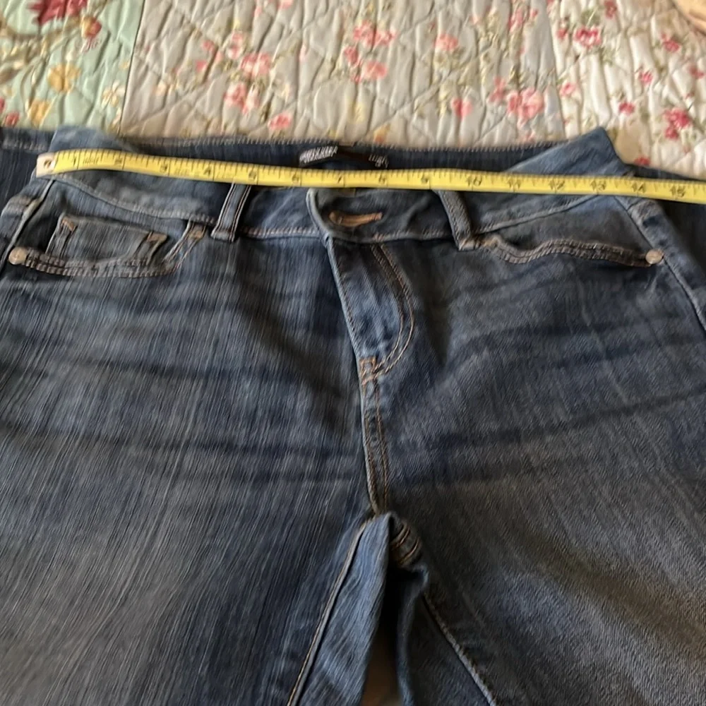 Vera wang capris size 6 - Picture 4 of 8